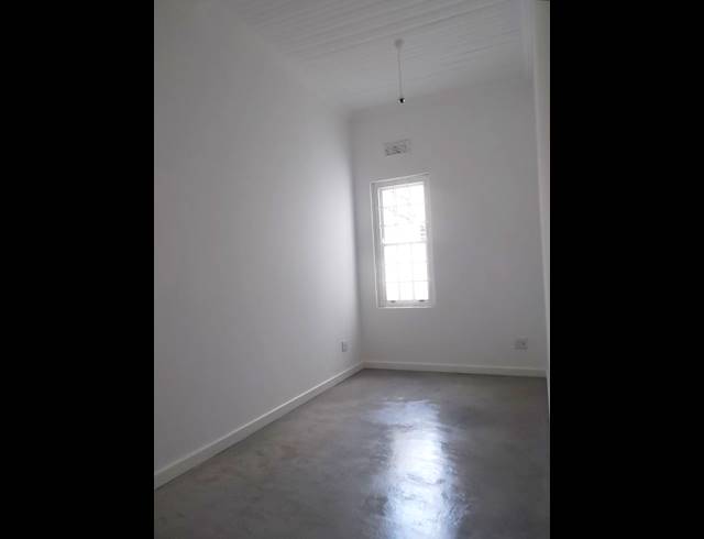 1 bed property to rent in OBSERVATORY